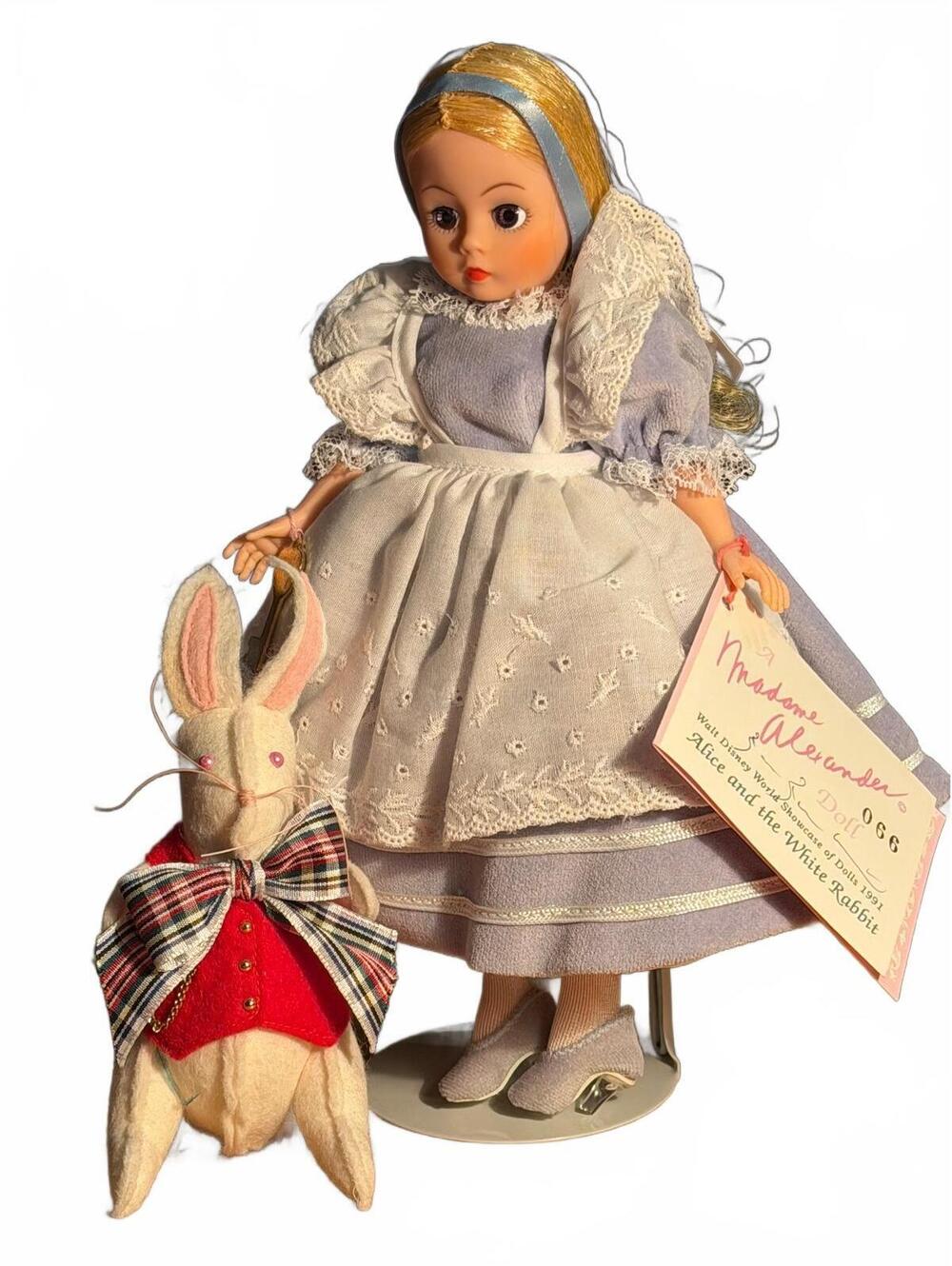 1991 Madame Alexander Alice and the White Rabbit – WDW Showcase